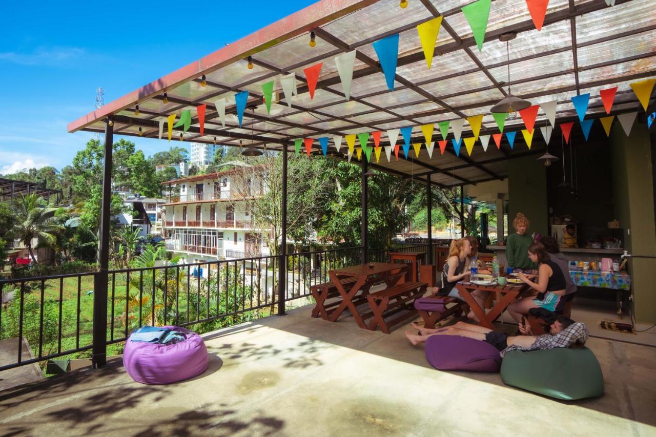 Downtown Hostels 엘라 외부 사진