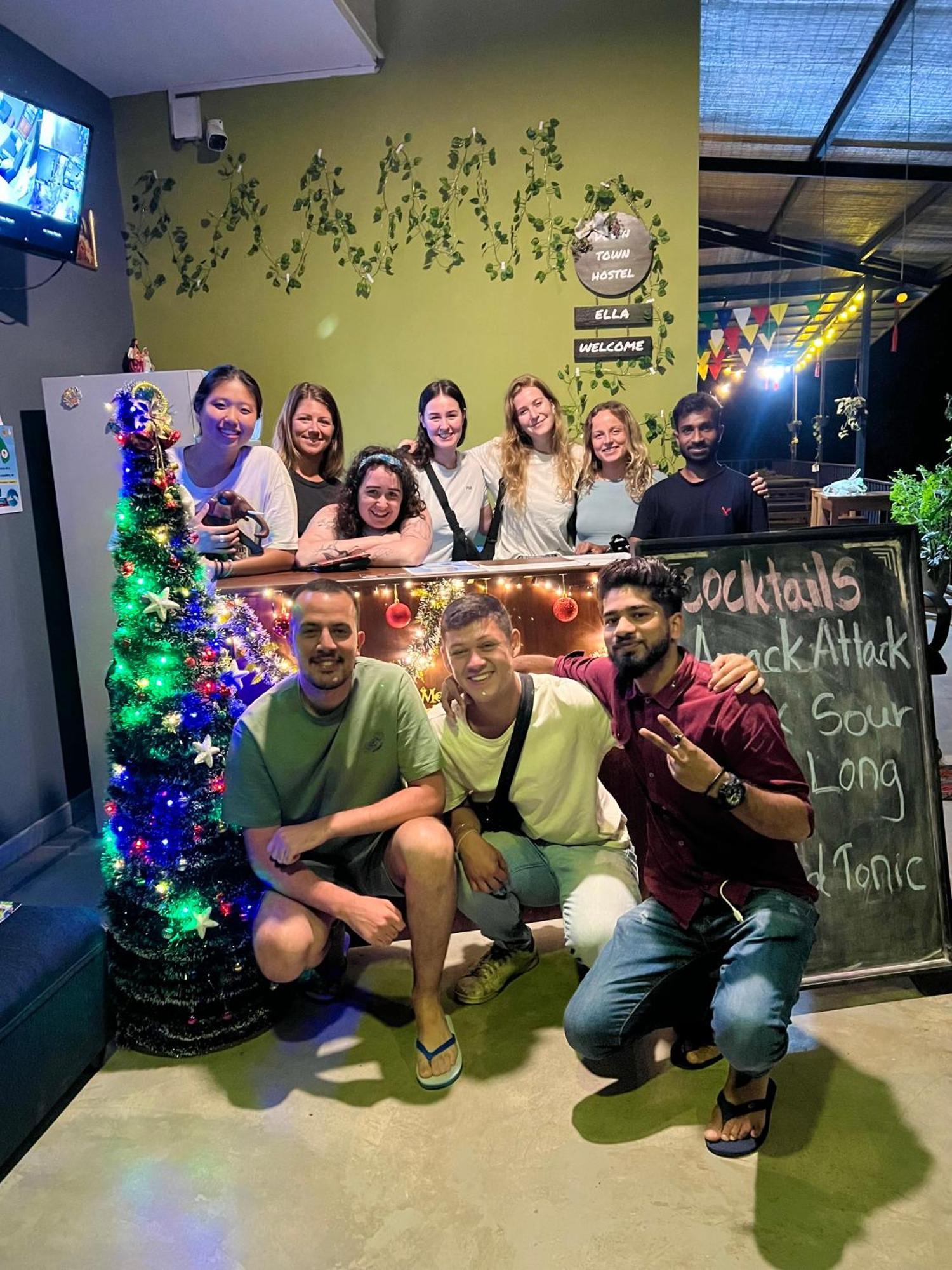 Downtown Hostels 엘라 외부 사진
